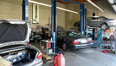Jaguar, Land Rover Service Bay